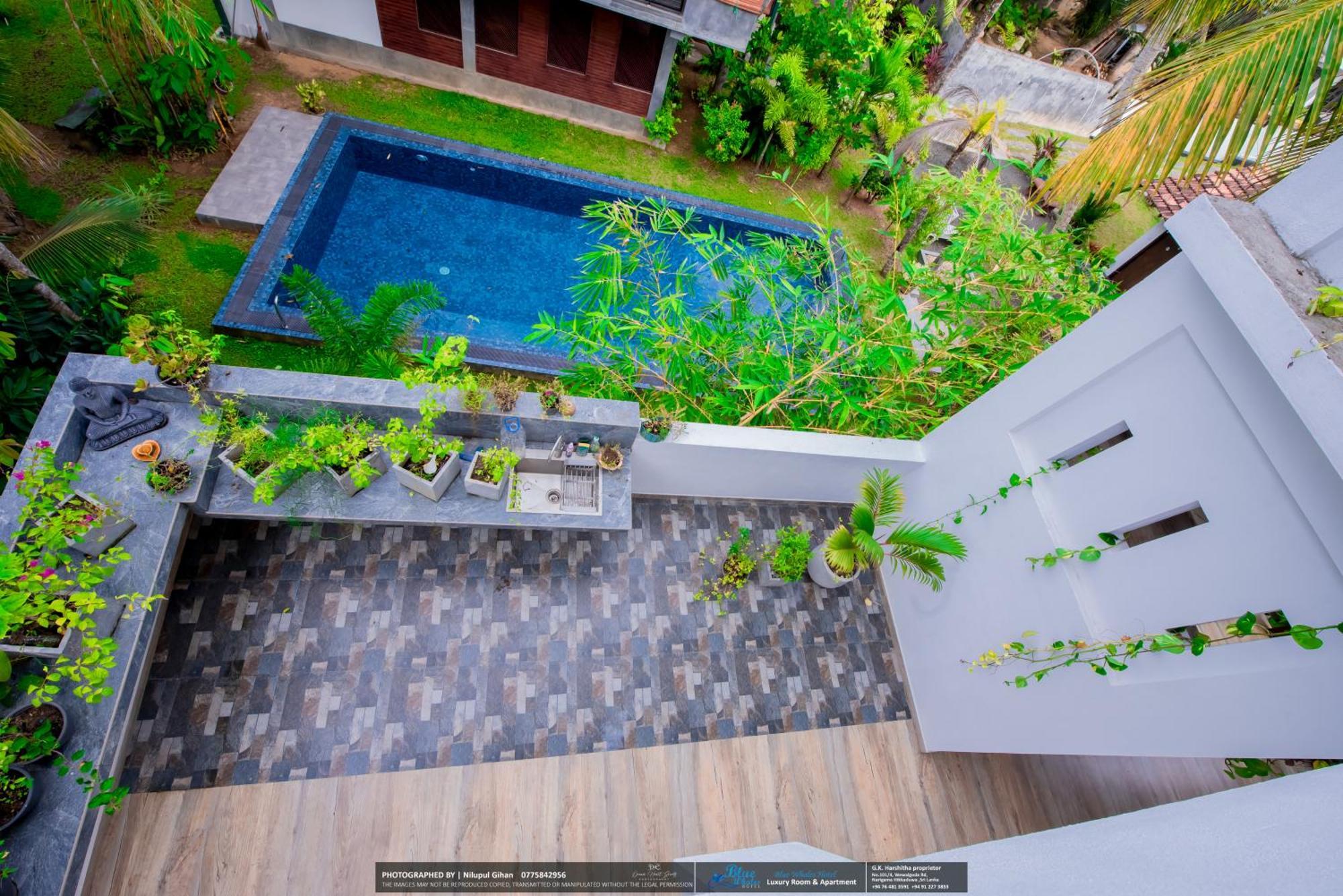 Blue Whales Hotel Hikkaduwa Exterior foto