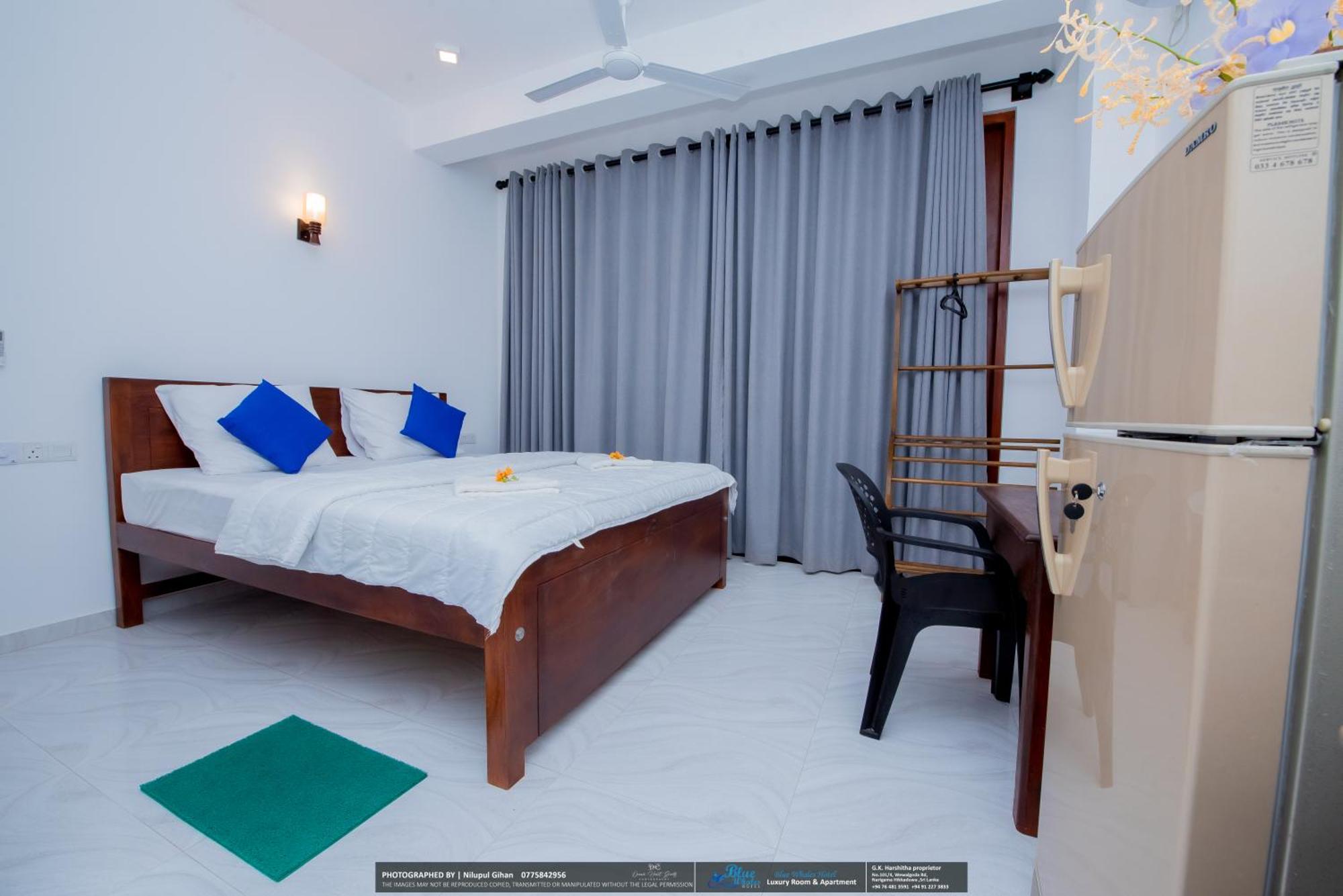 Blue Whales Hotel Hikkaduwa Exterior foto